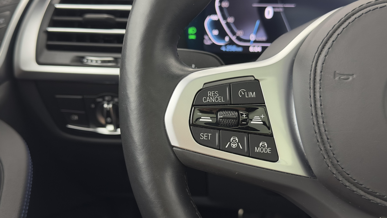BMW iX3 M Sport 286 ch — photo 11