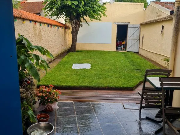 Maison de caractère 131 m² - 7 pièces - jardin, garage et dépendance 50 m²