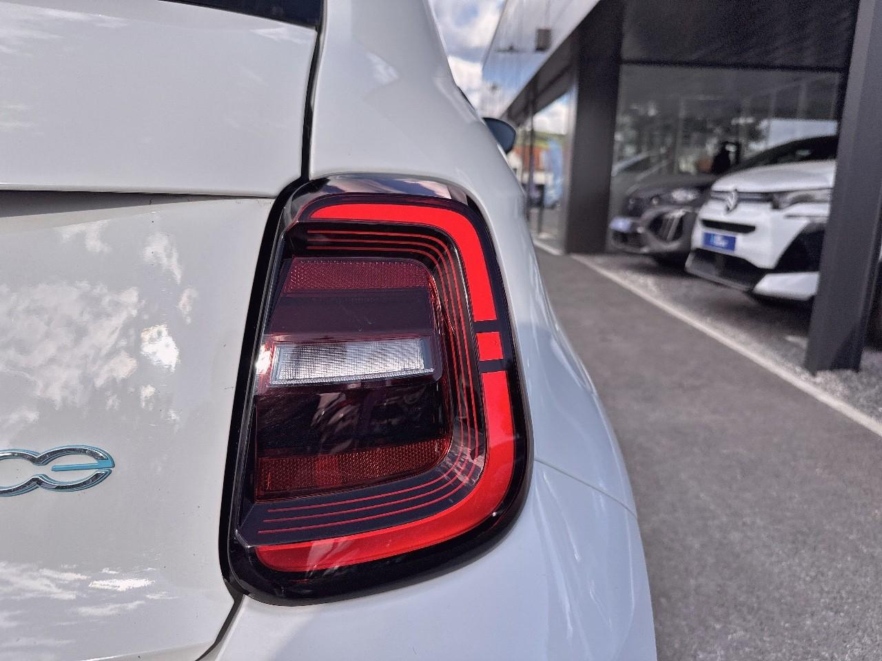 Fiat 500 — photo 17