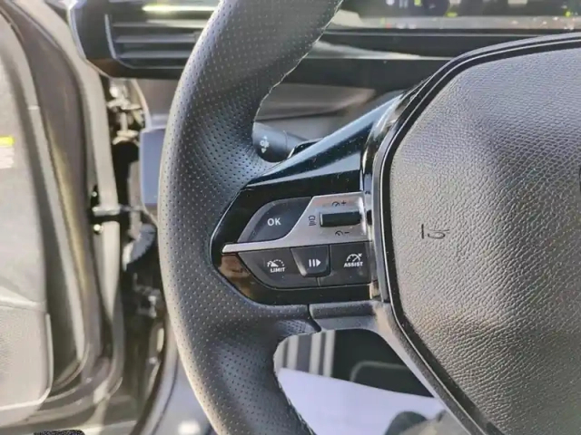 Peugeot 408 hybrid 136 e-dcs6 gt — photo 19