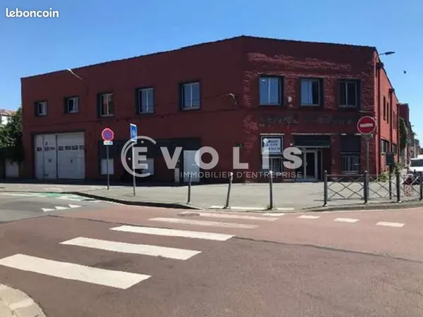 Local d'activité 470 m²