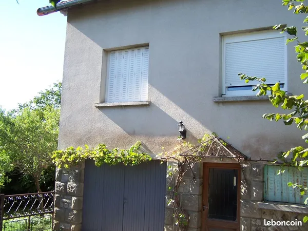 Maison individuelle arpajon sur cere 15130
