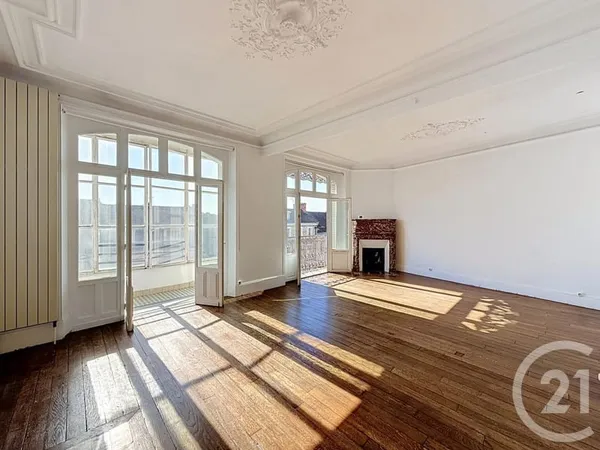 Appartement 4 pièces 103 m²