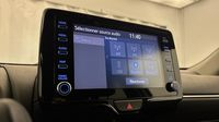 Toyota Yaris 116h Design 5p MY22 — photo 19