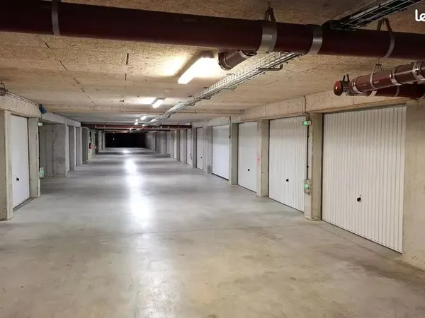 Loue garage sécurisé à Mittelhausbergen