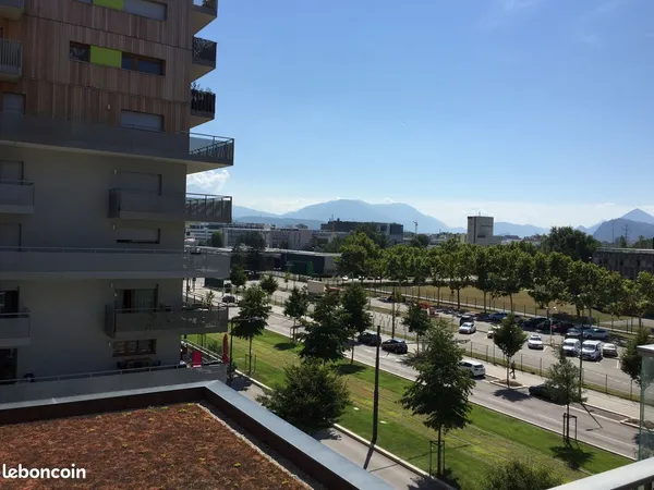 T2 à louer (44m2 + terrasse de 12 m2 )