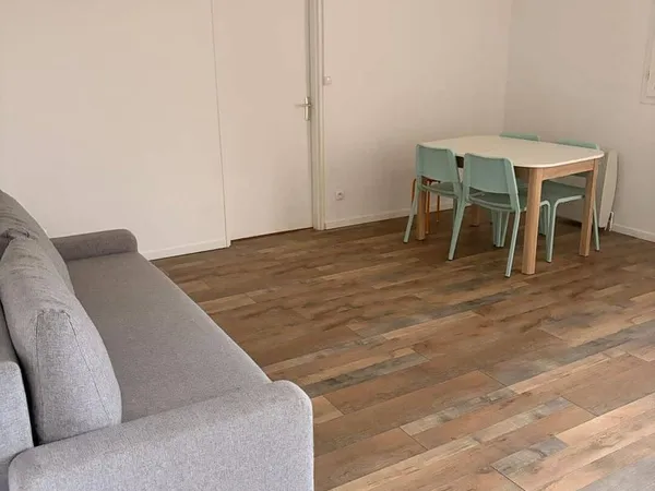 Appartement 1 pièce 50 m²