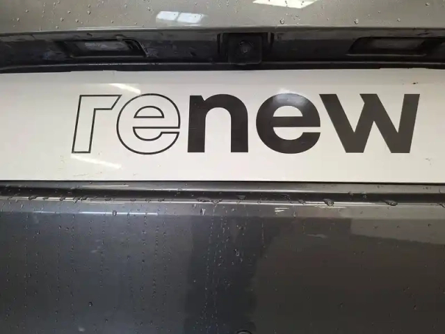 Renault Twingo iii e-tech — photo 9