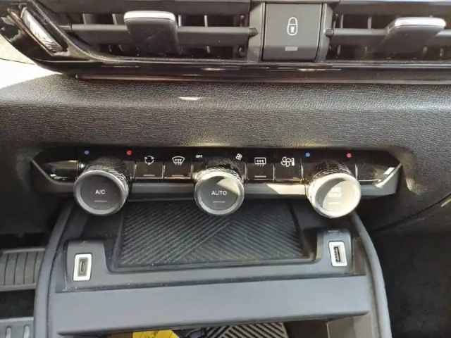 Citroën C4 puretech 130 s&amp;s eat8 — photo 41