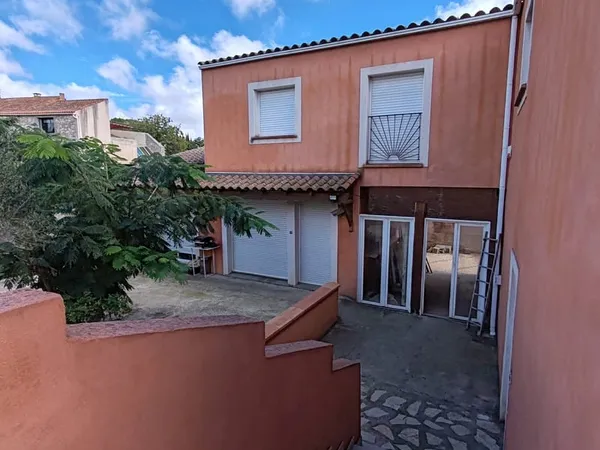 VILLA GRANDS VOLUMES