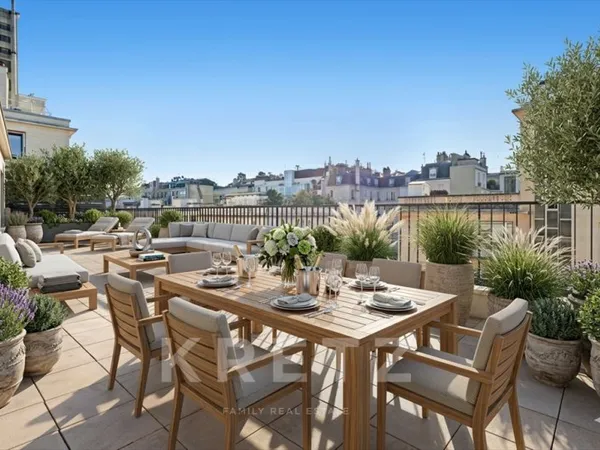 Appartement 3 pièces 121 m²
