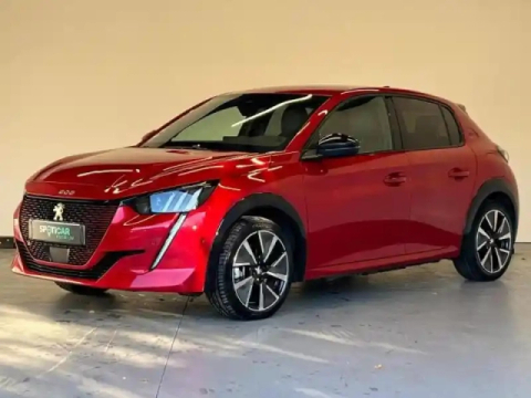 Peugeot 208 e- 136ch gt