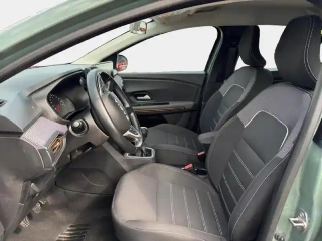 Dacia Sandero 1.0 tce 90ch stepway expression — photo 14