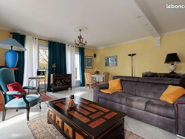 Maison 6 pièces 200 m²
