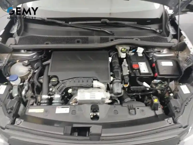 Peugeot 2008 puretech 130 s&amp;s eat8 — photo 12