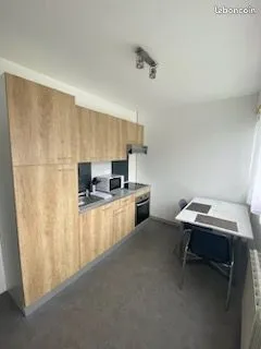 Appartement T1 bis meublé et équipé + garage