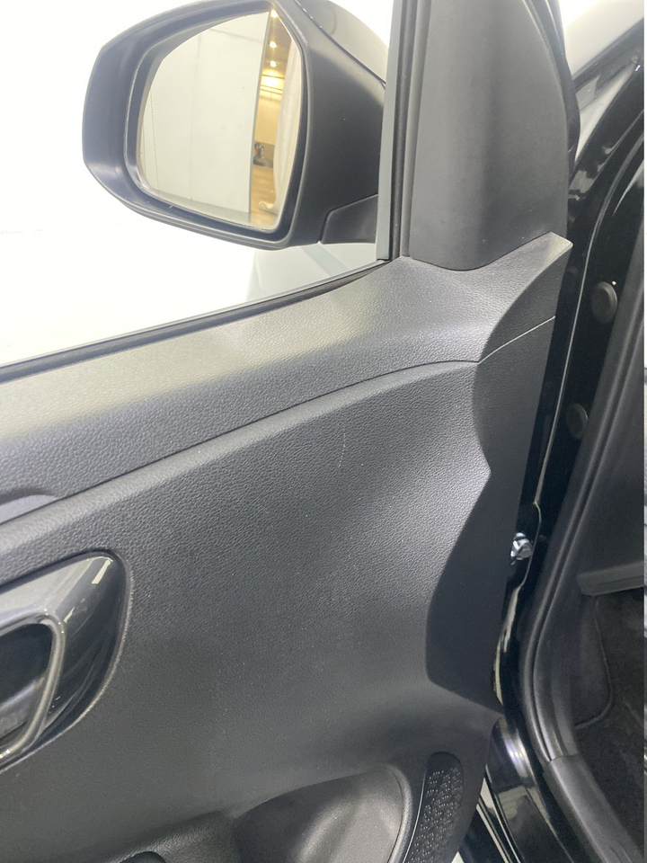 Hyundai i10 — photo 49