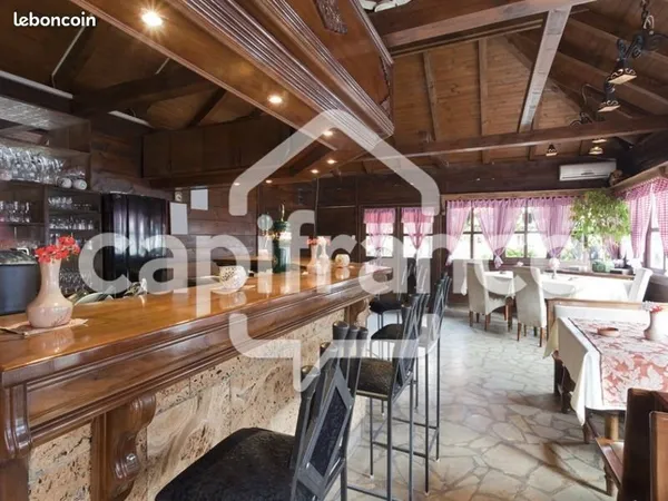 Fonds de commerce bar, restaurant 111 m²