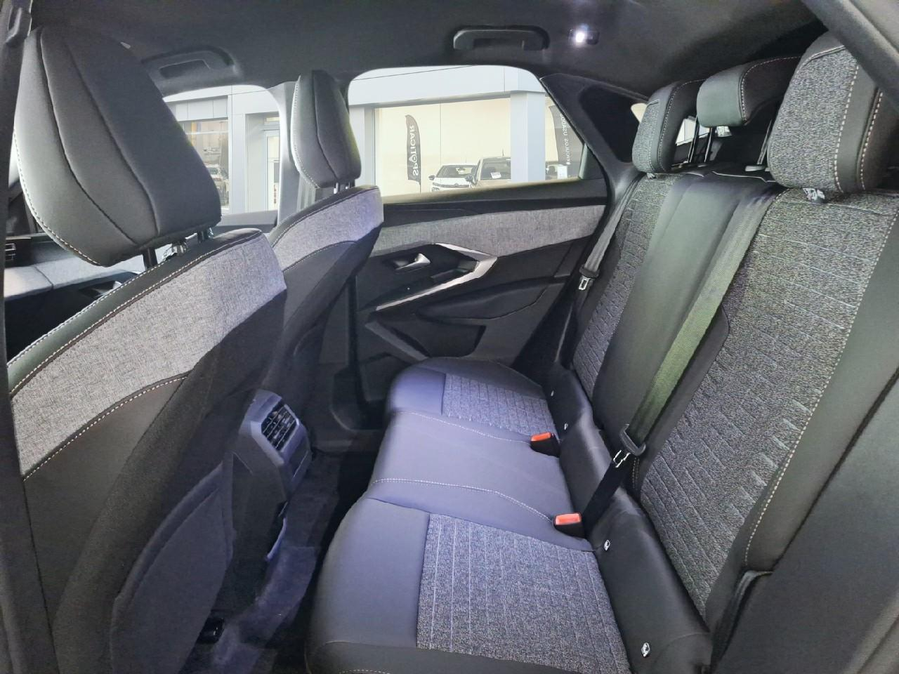 Peugeot 3008 1.2 hybrid 145ch allure e-dcs6 — photo 10