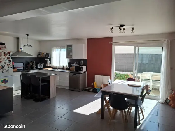 Maison à louer type f5 proche orano