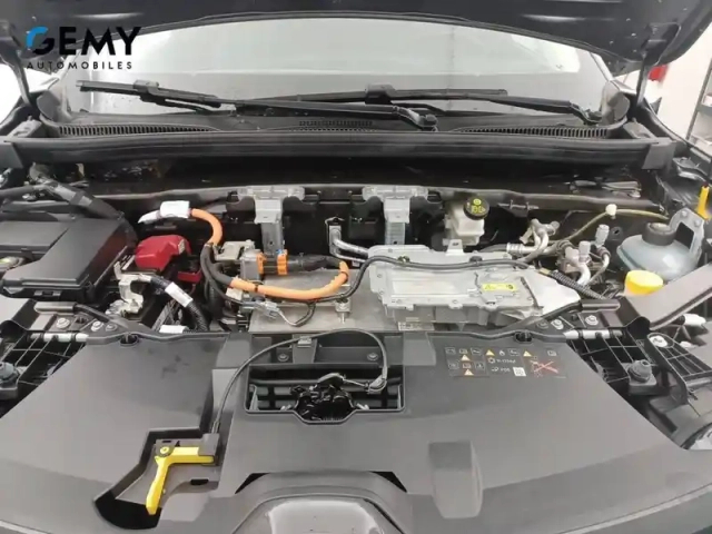 Renault Megane e-tech ev60 220 ch super charge — photo 15