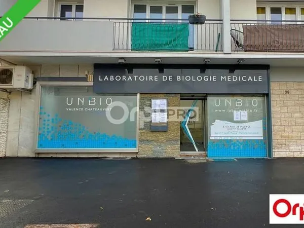 Local commercial 120 m²