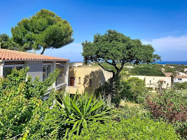 Immeuble 6 pièces 99 m²