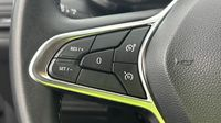 Renault Captur 1.0 TCe 90ch Evolution — photo 18