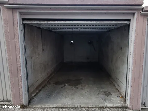 GARAGE QUARTIER CHAMBERTE - 12,95m² - 27,33m³