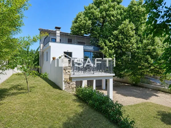 Maison de 7 pièces 171 m² avec appartement à Bagnols-sur-Cèze