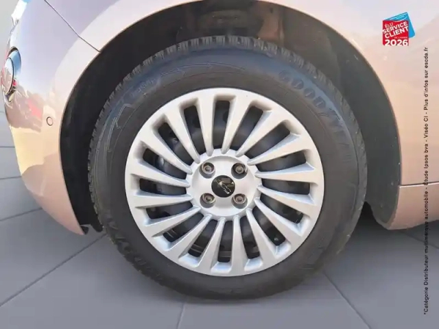 Fiat 500 e 118ch pack confort my23 — photo 10