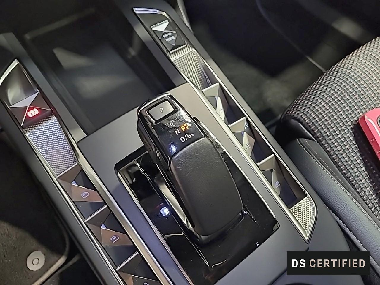Ds Ds 3 e-tense performance line+ — photo 17