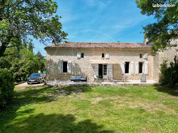 Propriété 5 pièces 196 m²