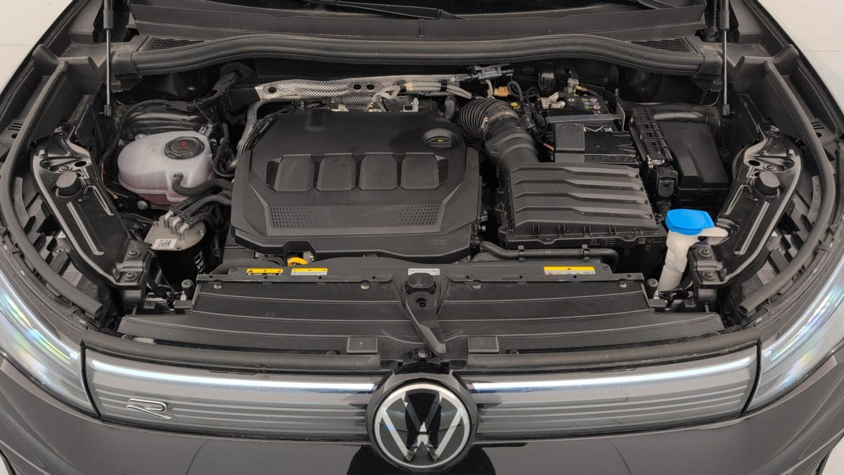 Volkswagen Tiguan — photo 20