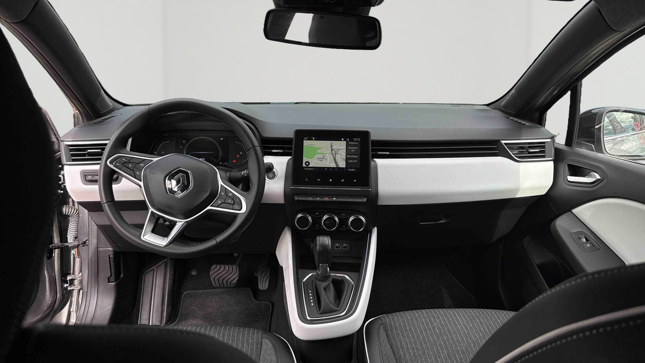 Renault Clio E-Tech full hybrid 145 — photo 9