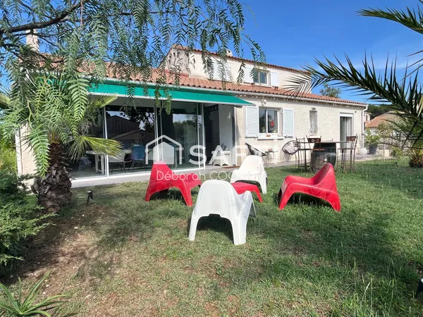 Superbe villa située au calme sur un emagnifique parcelle de 1145m2