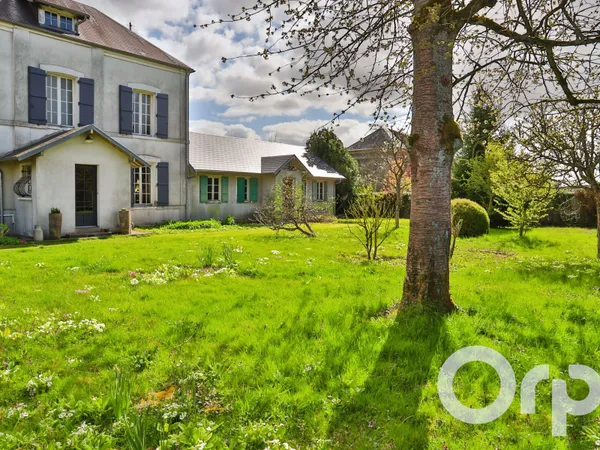 Maison 11 pièces 278 m²
