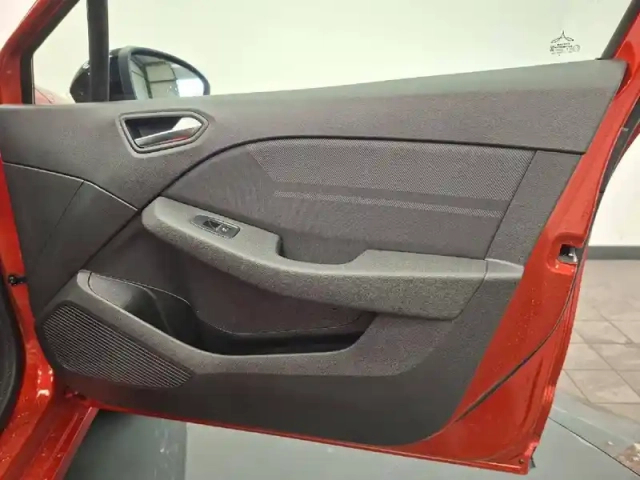 Renault Clio tce 90 — photo 49