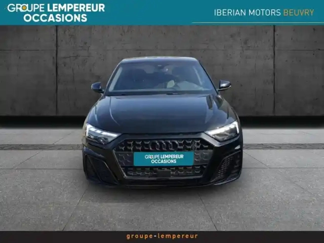Audi A1 sportback 40 tfsi 207ch s line s tronic 7 — photo 3
