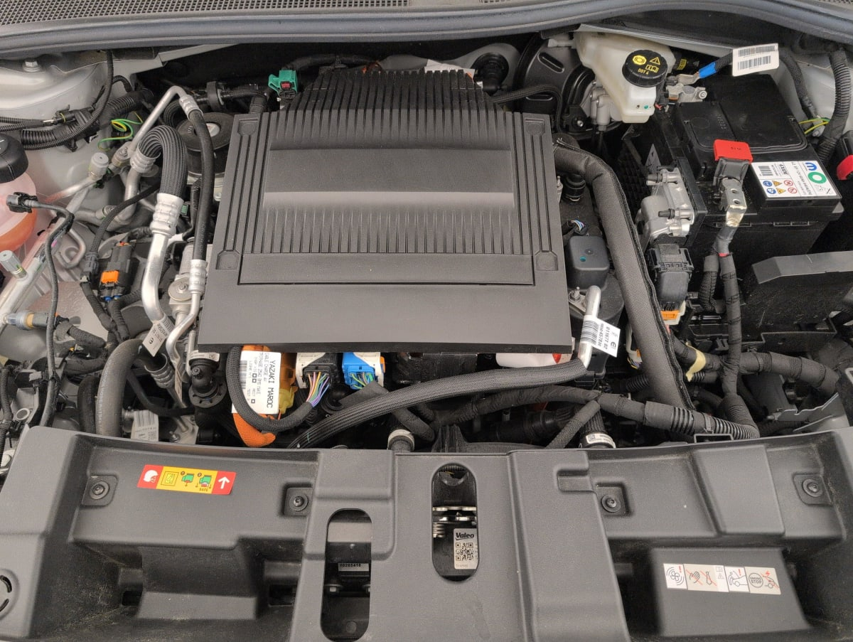 Jeep Avenger — photo 21