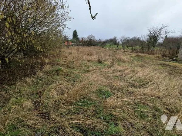 Terrain 1207 m²