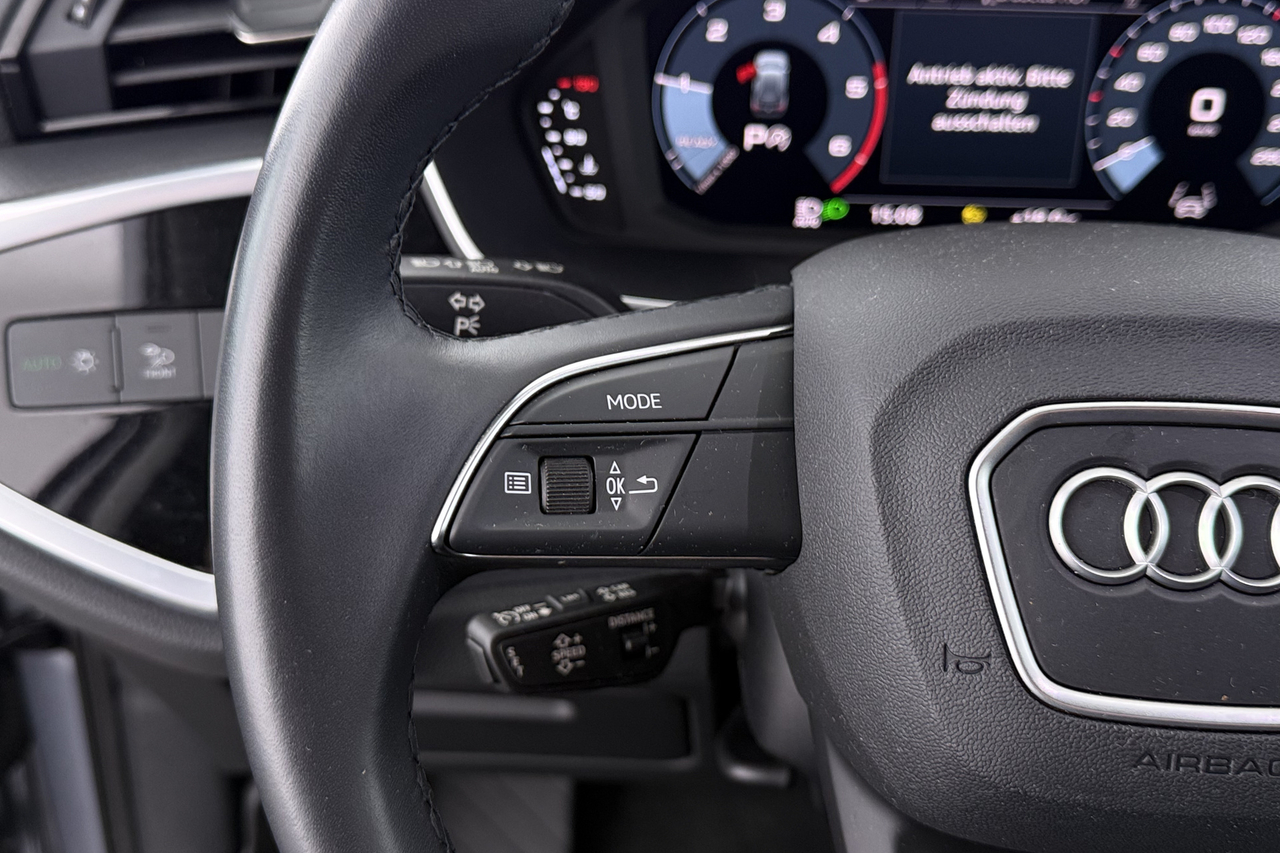 Audi Q3 — photo 19