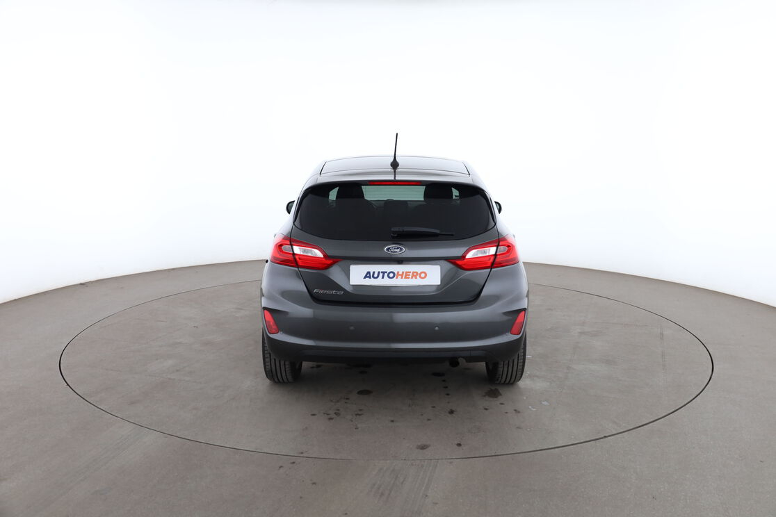 Ford Fiesta 1.0 EcoBoost Titanium Auto — photo 4