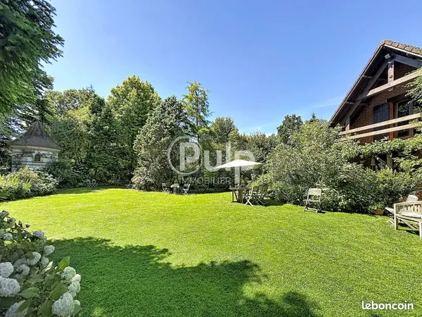 Maison 8 pièces 165 m²