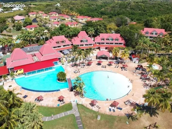 Studio tout confort vue mer pierre et vacances St Anne Guadeloupe