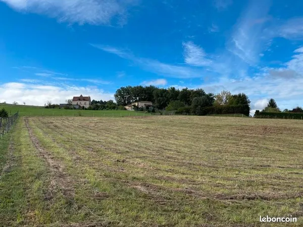 Terrain 3 299 m² Castels Et Bezenac