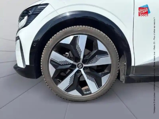 Renault Megane e-tech electric ev60 220ch techno super charge — photo 10