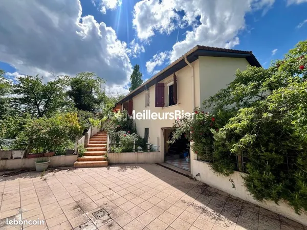 Villa 4 pièces 85 m²