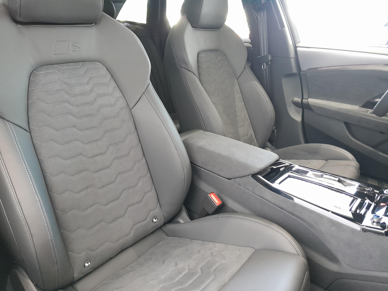 Audi A6 e-tron Avant Performance 367 ch 100 kWh — photo 23