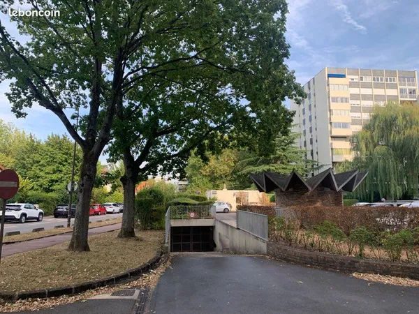 Parking sécurisé sous-sol -3 - Résidence La Forêt - Vélizy